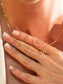 1 PC Spersonalizowany naszyjnik z literą alfabetu dla kobiet Złoty kolor Stal nierdzewna Spersonalizowany elegancki naszyjnik z inicjałem Biżuteria prezent urodzinowy