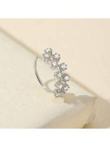 1件 时尚简约的镶钻树枝形鼻环，金色、银色和玫瑰色调，适合女士日常佩戴。 - 金色 - 查看 5