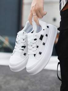 Men's Skateboard Shoes, New Breathable Casual Shoes, Distressed Canvas White Skateboarding Shoes, Fashion Versatile White Sneakers