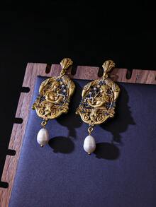 2 件复古优雅珍珠吊坠耳环 | 3D 肖像耳环，适合女性日常和晚间佩戴 - 金色 - 查看 2