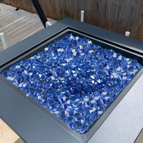 Fire Glass, 10LBS / 4.5KG High-Temperature Resistant Fireplace Rocks, 1/4-Inch / 6.35 Mm Reflective & Smokeless Firepit Glass Rock, High Luster Stone Landscaping For Fire Pit Table, Cobalt Blue