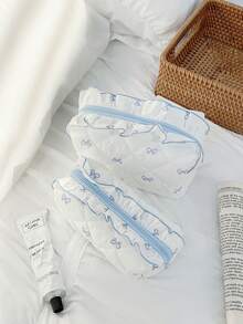 1Pc Cute Bowknot Pattern Multifunctional Kids Makeup Bag With Lace Ruffle Decoration,Sanitary Bag,Coin Bag,Toiletry Bag,Large Capacity Cosmetic Bag Make Up Bag For Home, Travel, Vacation And School Use ,Makeup Bag Makeup Pouch Skincare Bag Toiletry Bag Packing Cubes,Travel Essentials Cruise Essentials Dorm Essentials,Mom Gifts,Birthday Gifts,Gifts For Friends And Teachers