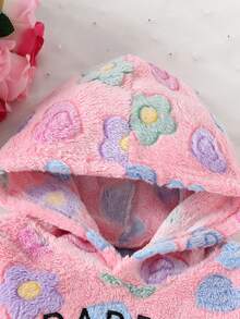 两件套女童可爱碎花“爸爸的小公主”刺绣连帽卫衣套装，柔软厚实，保暖舒适，适合秋冬季户外活动和日常休闲穿着，是完美的节日礼物。 - 粉色 - 查看 4