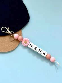 1 Personalized Daisy Silicone Keychain, Personalized Name Chain, Memorial Gift Letter, Charm Versatile, Practical, Lightweight And Simple, Business Casual, Commuter, Cute, Moe, Kawaii, Holiday Atmosphere/Vacation Personalized, Customized, Customized Personalized Girl's Gift