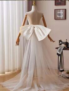 1件缎面露背蝴蝶结尾饰薄纱丝带装饰，多色，适用于婚纱、舞会礼服、晚礼服、洛丽塔服装、休闲涤纶情人节配饰