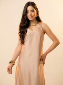 Italian Style Boat Neck Sleeveless Fitted Dress For Women - Beige - View 6