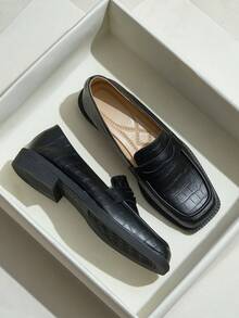 Women's Retro 2025 Autumn/Winter New British Style Leather Loafers, Black Square Toe Mid-Heel Versatile Soft Bottom Slip-On Shoes For All Body Types