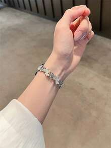 New Summer Elegant Laser Butterfly Strap Compatible With 38/40/41/42/44/45/46/49mm Compatible With Apple Watch Strap Ultra/S10/9/8/7/6/5/4/3/2/1