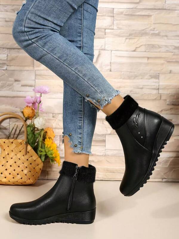 Women's Fashion Plus Size Warm Comfortable Mom Shoes, Thermal Lined Wedge Heel Anti-Slip Short Boots For Autumn/Winter,Fur Boots