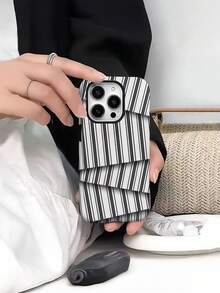 3D折叠条纹简约全覆盖防摔设计防滑英文膜外壳新款手机壳，适用于兼容16、15、14、13、12、11、PRO MAX、PLUS型号 - 彩色 - 查看 6