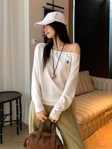 美国性感女士斜肩长袖T恤，新款秋季设计，铆钉刺绣露肩上衣，女士休闲款 - 白色 - 查看 4