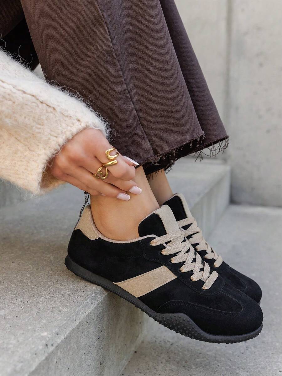 Baskets rétro mixte 9010 – Sneakers en daim avec semelle fine, style vintage et déclinaisons moderne - 黑色 - 查看 1