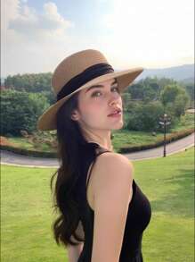 1 Peça Chapéu de Palha de Verão Feminino: Estilos Boho, Retrô e Elegantes, Material de Palha, Faixa Decorativa, Aba Larga Protetora Solar, Ideal para Praia e Páscoa, Fácil de Dobrar, Várias Cores (Bege/Creme), Design de Chapéu Balde, Chapéu de Sol Estiloso e Funcional para Mulheres