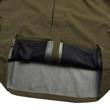 Under Armour Chaqueta elástica Cloudstrike M, chaqueta profesional de entrenamiento con capucha tejida para hombres 1376066-308