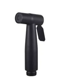 3件套高压手持喷枪套装，采用ABS塑料材质，配有壁挂式喷头、59英寸柔性软管和易于安装的坚固支架。适用于浴室和卫生间冲水、户外房车清洁、宠物淋浴、浴室和洗衣房清洁。现代家居必备用品。节日送礼佳品。