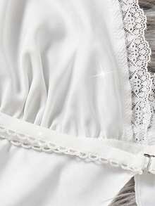 情人节礼物蕾丝缎面性感内衣套装 - 吊带开衩文胸和弹力短裤 - 女士贴身睡衣