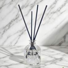 1 Bottle 80ml Amber Sandalwood/After The Rain Scented Oil Diffuser Set With 4 Rattan Reed Sticks, Long Lasting Fragrance, Suitable For Home, Living Room, Bedroom, Bathroom, Holiday Gift, Halloween, Christmas - Amber Sandalwood - View 5