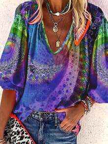 女士印花V领中袖休闲T恤，夏季度假款 - 紫色 - 查看 1