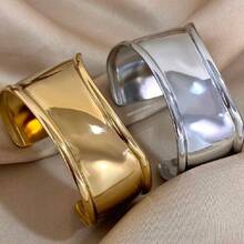 1pc Unique Curved Smooth Open Bangle Bracelet, Suitable For Women, Made Of Alloy Material, Suitable For Daily, Party, Christmas, Halloween Accessories And Gifts