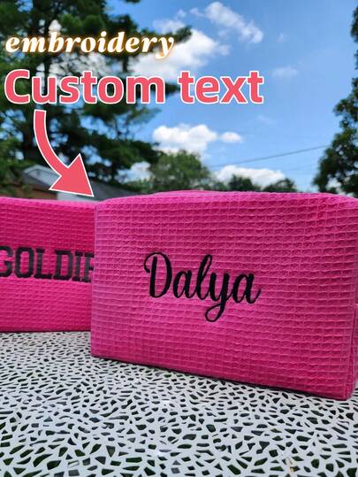 1 st. personlig våffelvävd sminkväska i retrostil, broderad sminkväska, lätt, vikbar, polyesterfoder, perfekt för resor, möhippa, födelsedagspresent eller vänskapspresent, sminkväska med våffelmönster, sminkväska med stor kapacitet, brudtärnepresent, modern, minimalistisk, avslappnad, lämplig för affärstillfällen, minimalistisk stil, en idealisk present till flickvän, familj eller vänner