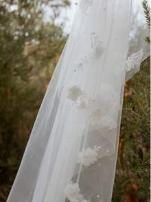 1pc Handmade Floral Beaded Cathedral Bridal Veil, Suitable For Wedding, Photography Props, Long Registration Desk Veil With Hair Comb Fall Clothes For Women - Beige - View 8