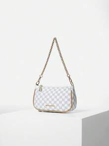 2025新款时尚经典小丑印花图案设计金属链条装饰腋下法棍包，适合购物