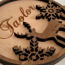 Personalized Wooden Christmas Decorations, Christmas Tree Pendants, Elk Snowflake Pendants, Christmas Gifts, Housewarming Gifts, Holiday Gifts