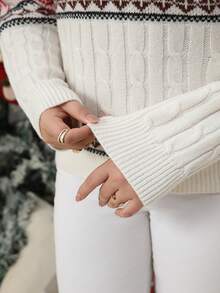 Plus Size Women's Christmas Casual Reindeer & Geometric Animal Pattern Sweater