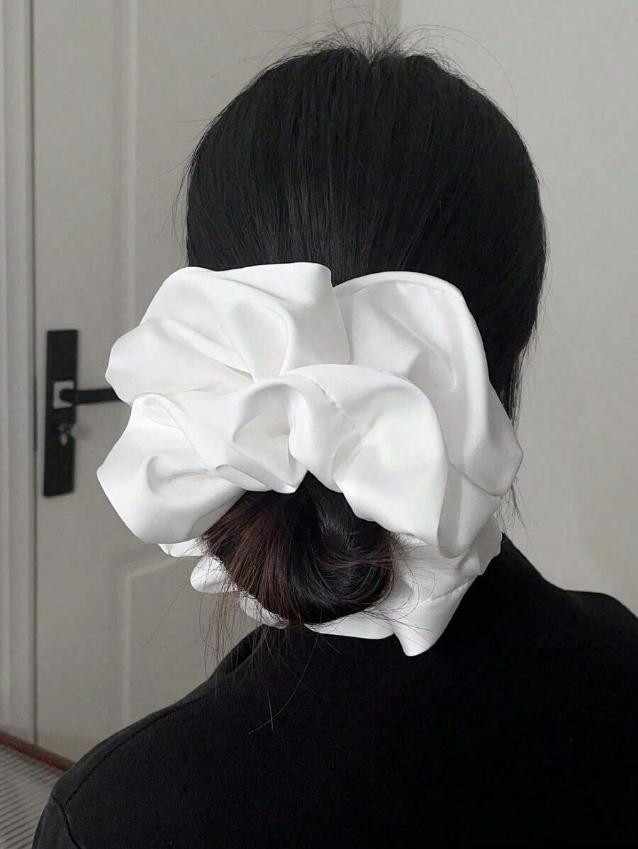 1pc White Faux Silk Large Fluffy High Elasticity Soft Smooth Texture Fashionable Casual Comfortable Wear All-Match Women's Hair Scrunchie With A Of Luxury Scrunchies Hair Ties Scrunchy Hair Ties Ponytail Accessories Elastic Band - 淺灰色 - 查看 1