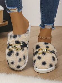 1 Pair Leopard Print Faux Fur Soft Slip-On Slippers With Metal Decor, Comfortable Fluffy House Slippers, Casual Wear For Women, Autumn/Winter, Random Leopard Pattern