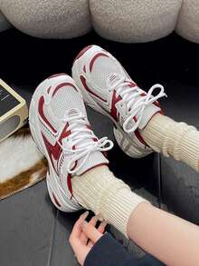 New Women Casual Sneakers, Chunky Sneakers, Shoes, White Shoes, Lace-Up Round Toe Mixed Material Breathable Versatile Printed Graffiti College Style Student Outdoor Hiking Casual Commuting Shoes - 紅色 - 查看 2