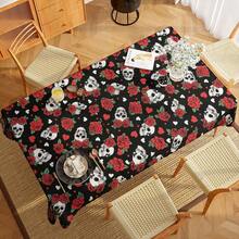 1 pièce Nappe en polyester noir avec motif squelette, motifs de crânes, fleurs et cœurs. Nappe rectangulaire/carrée imperméable, anti-taches et sans plis. Pour la décoration intérieure et extérieure, maison, chambre, salle de bain, cuisine et salle à manger. Idéal pour Halloween, Noël, mariage, anniversaire, fête, pique-nique et autres occasions festives.
