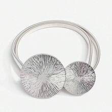 这款优雅的银色弹簧腰带，适合所有季节，是一款性感百搭的都市时尚单品。 - 銀色 - 查看 5