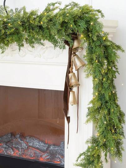 Galhos de pinheiro e rattan artificiais, guirlandas de Natal de pinheiro Norfolk, guirlandas de Natal de grama e madeira de pinheiro artificial True Touch para mesas, lareiras, paredes, decoração de interiores e exteriores, guirlandas de Natal, guirlandas de cedro pré-iluminadas, guirlandas artificiais de pinheiro e cipreste para mesas, lareiras, portas, decoração de Natal para áreas externas