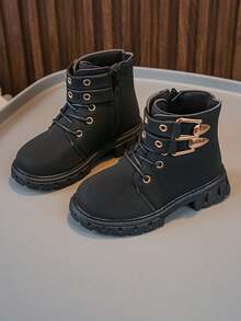 1 Pair Fashion Metal Buckle Decor Girls Short Boots, Minimalist & Chic Back To School Campus Boots, Suitable For Casual Wear, School Uniform, Any Season