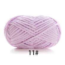1pc Velvet Soft Yarn, Approx. 50g/Pc, 60m/Pc, Handmade DIY Medium Thick Knitting Yarn, Fluffy Polyester Soft Knitting Yarn, Suitable For DIY Crafts, Knitting And Crocheting Scarves, Hats, Shoes, Bags, Pads, Dolls, Blankets, Slippers, Handmade Crochet Projects (Random Packaging)