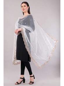 Scalloped Cutwork Net Dupatta, Lightweight And Sheer Shawl, Scarf, Wrap - 白色 - 查看 5