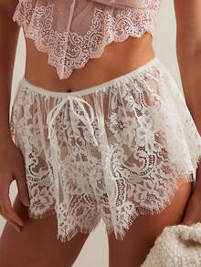 Women Y2k Summer Floral Lace See Through Mini Shorts Hollow Out Lace Sheer Mesh Booty Short  Elastic Waist Wide Leg Low Rise Bow Knot Loose Fit Micro Short Loungewear - 白色 - 查看 4