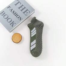 1/25 Pair Of Men's Sports Socks Striped Tyrol Design Boat Socks Spring And Summer Thin Running Socks Comfortable Breathable Fitness Socks Sports Socks Suitable For Daily Outdoor Sports Suitable For Spring, Summer, Autumn And Winter Comfortable, Absorbent And Breathable