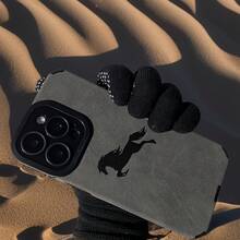 Funda de teléfono a prueba de polvo, asequible y popular con patrón de caballo negro, elegante y clásica, funda de protección personalizada y creativa, diseño a prueba de golpes y anticaídas, resistente a la suciedad y duradera, adecuada para  17/17 Pro/17 Pro Max/17 Air/ 16/16 Pro/16 Pro Max/16 Plus/ 15/15 Pro Max/15 Pro/15 Plus/ 14/14 Pro/14 Plus/14 Pro Max/ 13/13 Pro/13 Pro Max/12/12 Pro/12 Pro Max/11/11 Pro/11 Pro Max/XR/X/XS/XS Max. Es el regalo de cumpleaños perfecto para novias, novios, esposos, esposas, amigos o para uno mismo, innovador y a la moda, adecuado tanto para hombres como para mujeres. - Gris 1982 - Ver 4