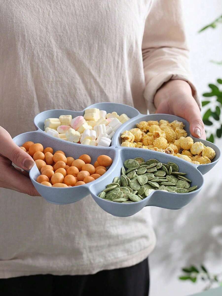 1pc Heart-Shaped Party Snack Tray, Can Be Used As Appetizer Plate, Snack Bowl, Multi-Layer Snack Bowl Tray, Can Hold Nuts, Candies, Fruits, Reusable, With 4 Compartments Plastic Snack Tray, Suitable For Home, Restaurant, Kitchen, Christmas Gift