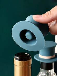 2pcs/Set Dual Sealing Silicone Wine, Beer, Champagne Bottle Stoppers & Stainless Steel Spade A Shaped Bottle Opener, Suitable For Bar, Kitchen, Soda, Beer, Wine, Cocktail Preservation, Beverage Storage, Summer Party, Halloween And Christmas Party Supplies