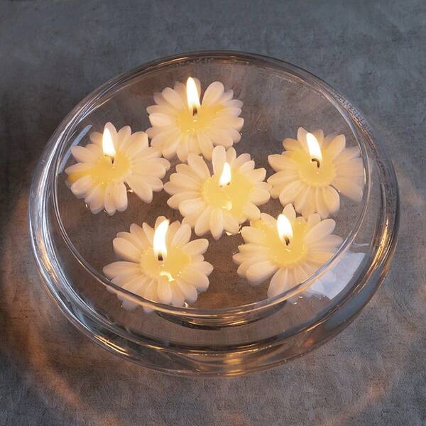 Floating Water Candles, Chamomile Scented Candles, Birthday Gifts, Home Decoration, Aroma Ornaments, Handmade Souvenirs, Fragrant, Scented, White, Yellow, Pink, Purple, Graduation Season Christmas Decorations Room Decor Christmas, Christmas Gifts