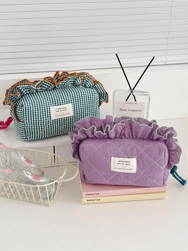 Bolsa de maquiagem com zíper, estampa xadrez macia, contraste de cores, floral e renda, bolsa de cosméticos leve, organizadora de viagem versátil, acessório feminino elegante e bonito, itens essenciais para viagens universitárias de outono, essenciais para férias, bolsa de viagem para mulheres, organizador de maquiagem