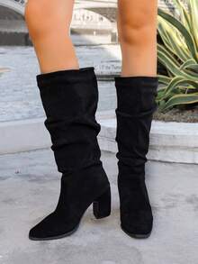 秋冬新款高跟女鞋，时尚过膝高跟弹力套穿靴，百搭黑棕色女士高筒靴，休闲褶皱宽松靴，舒适自然，可搭配连衣裙和裤装，适合多种场合的骑马靴 - 黑色 - 查看 6