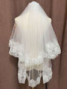 Elegant Double Layer Bridal Veil With Sequin Trim And Comb - Sophisticated Polyester And Spandex Wedding Accessory, Suitable For Brides, Engagements And Special Occasions, Exquisite Design For Elegant Wedding Look