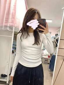 女士长袖T恤，百搭白色上衣，修身剪裁，秋冬休闲春季款 - 白色 - 查看 3