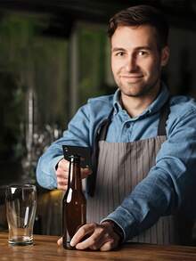 2pcs/Set Dual Sealing Silicone Wine, Beer, Champagne Bottle Stoppers & Stainless Steel Spade A Shaped Bottle Opener, Suitable For Bar, Kitchen, Soda, Beer, Wine, Cocktail Preservation, Beverage Storage, Summer Party, Halloween And Christmas Party Supplies