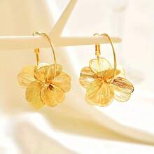 A Pair Of Brave 14g Gold Plated Double Layer Hollow Earrings - Vintage Style, Suitable For Daily Wear Or Parties, Versatile Accessories |   Vintage Atmosphere |   Copper Earrings, Innovative Earrings - Vàng - Xem 6