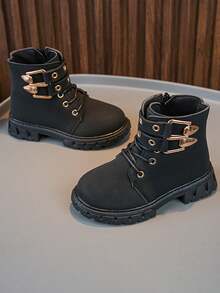 1 Pair Fashion Metal Buckle Decor Girls Short Boots, Minimalist & Chic Back To School Campus Boots, Suitable For Casual Wear, School Uniform, Any Season